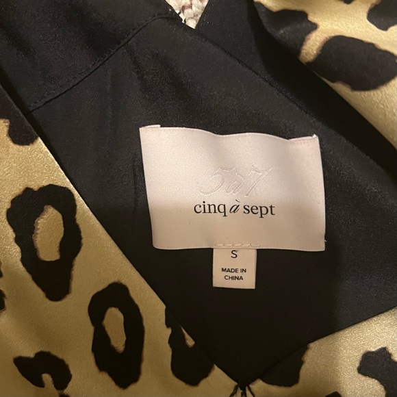 Leopard Silk Tank - Picture 3 of 4